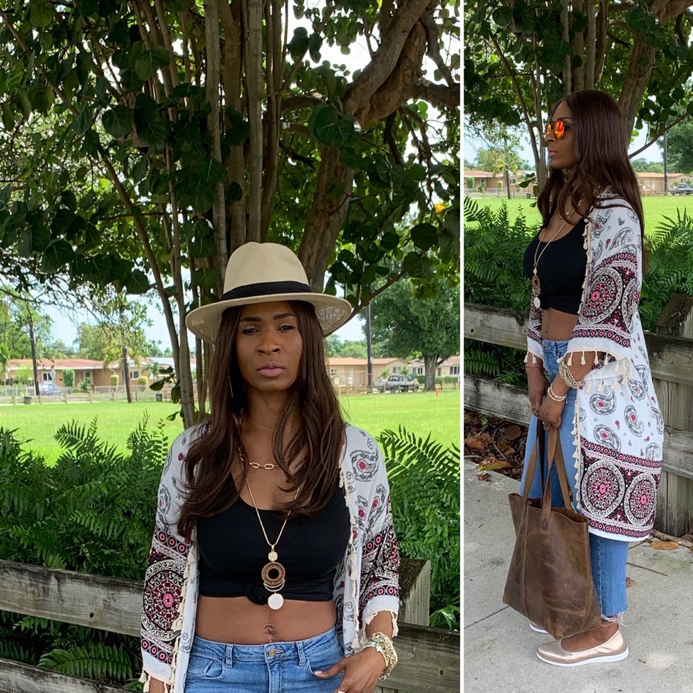 White Paisley Print Kimono